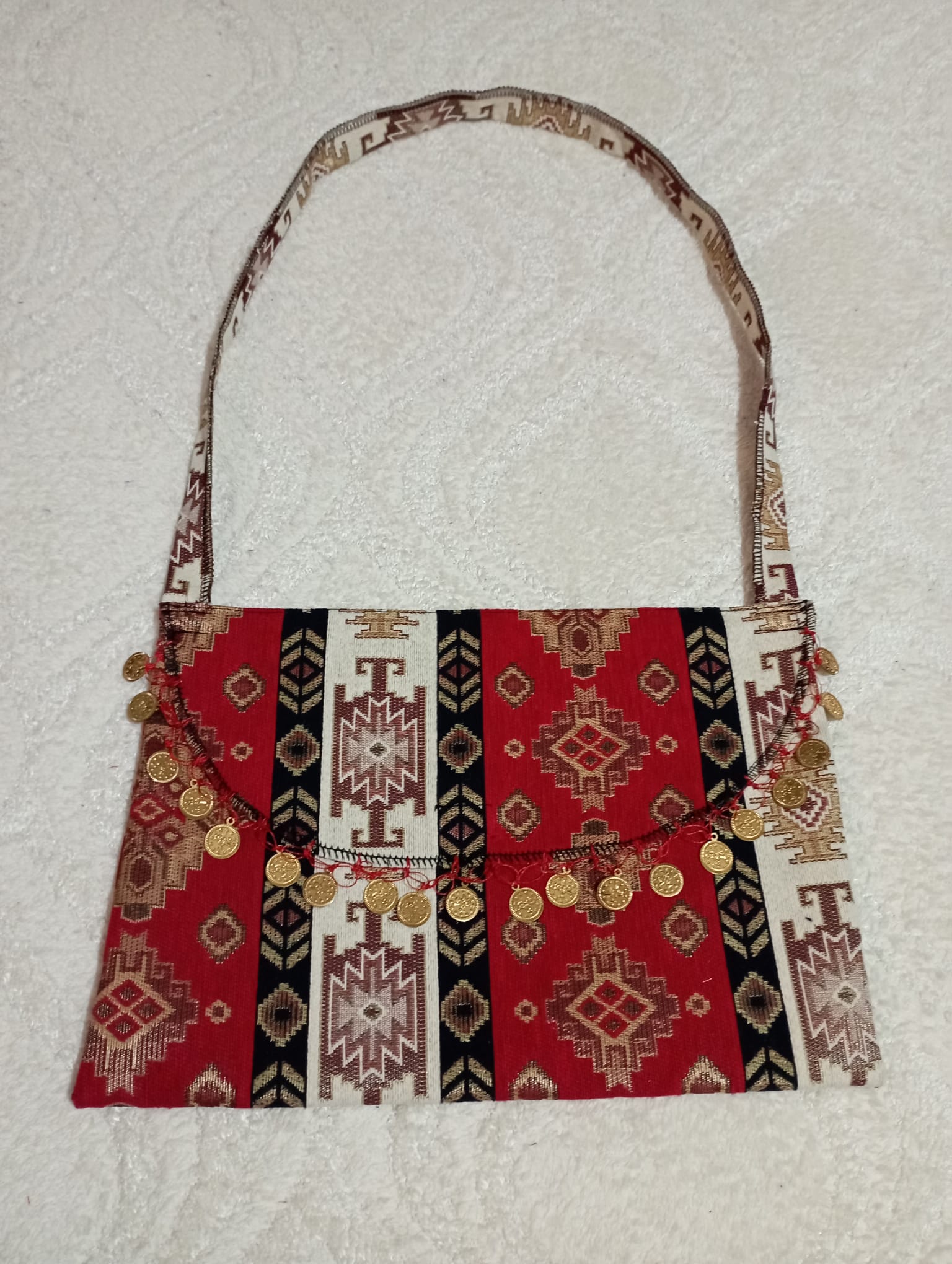 CNT-6181.jpg GOBLİN KUMAŞ OTANTİK FİGÜRLÜ ÇANTA 22X35 TÜM YAŞLAR - Görsel 1