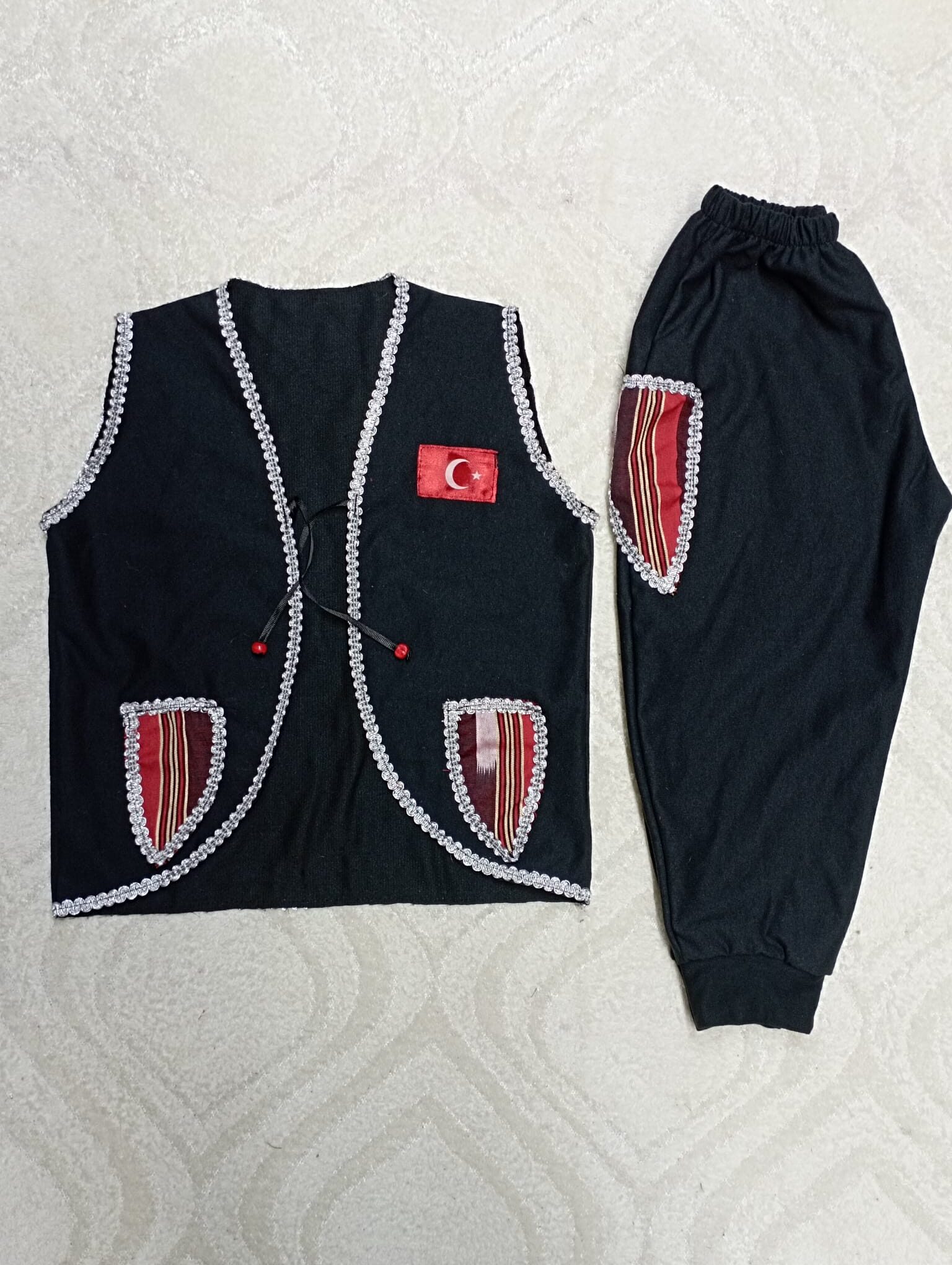 kızçocukbayraklışalvarlıtakım1 23 NİSAN KIZ ÇOCUK TÜRK BAYRAKLI TAKIM GÖSTERİ KIYAFETİ - Görsel 1